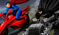 Course moto Batman vs Superman